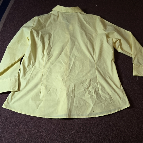 Riders Hidden Button Front Blouse Yellow Women's Size XXL - Picture 8 of 8